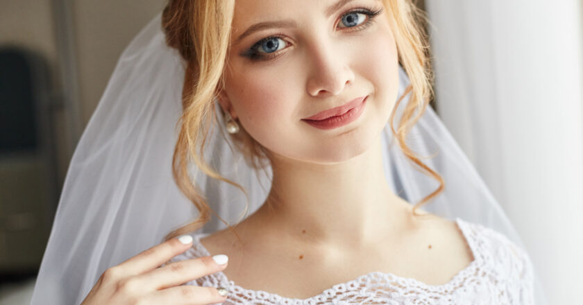 Maquillage pour mariage : conseils pour rehausser l’éclat de vos yeux verts