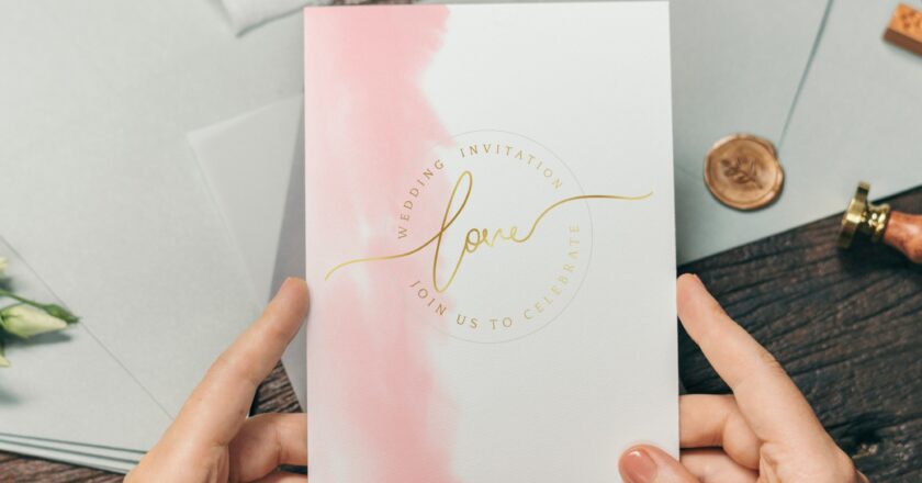 Les traditions autour de la carte de félicitation : mariage en islam à connaître absolument